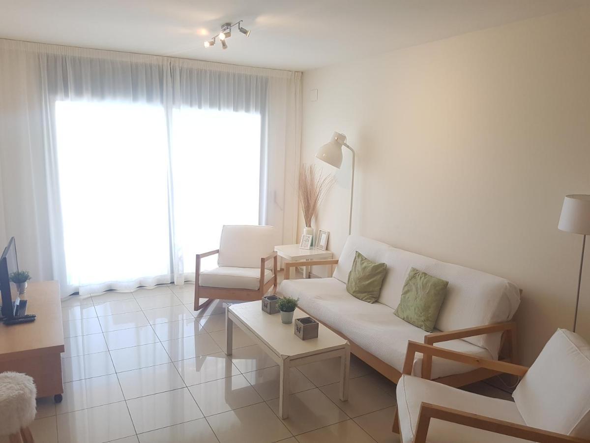 Beautiful Apartment 75M2 With View At The Beach, Pool, Parking 로지즈 외부 사진