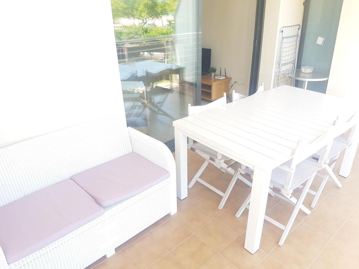 Beautiful Apartment 75M2 With View At The Beach, Pool, Parking 로지즈 외부 사진