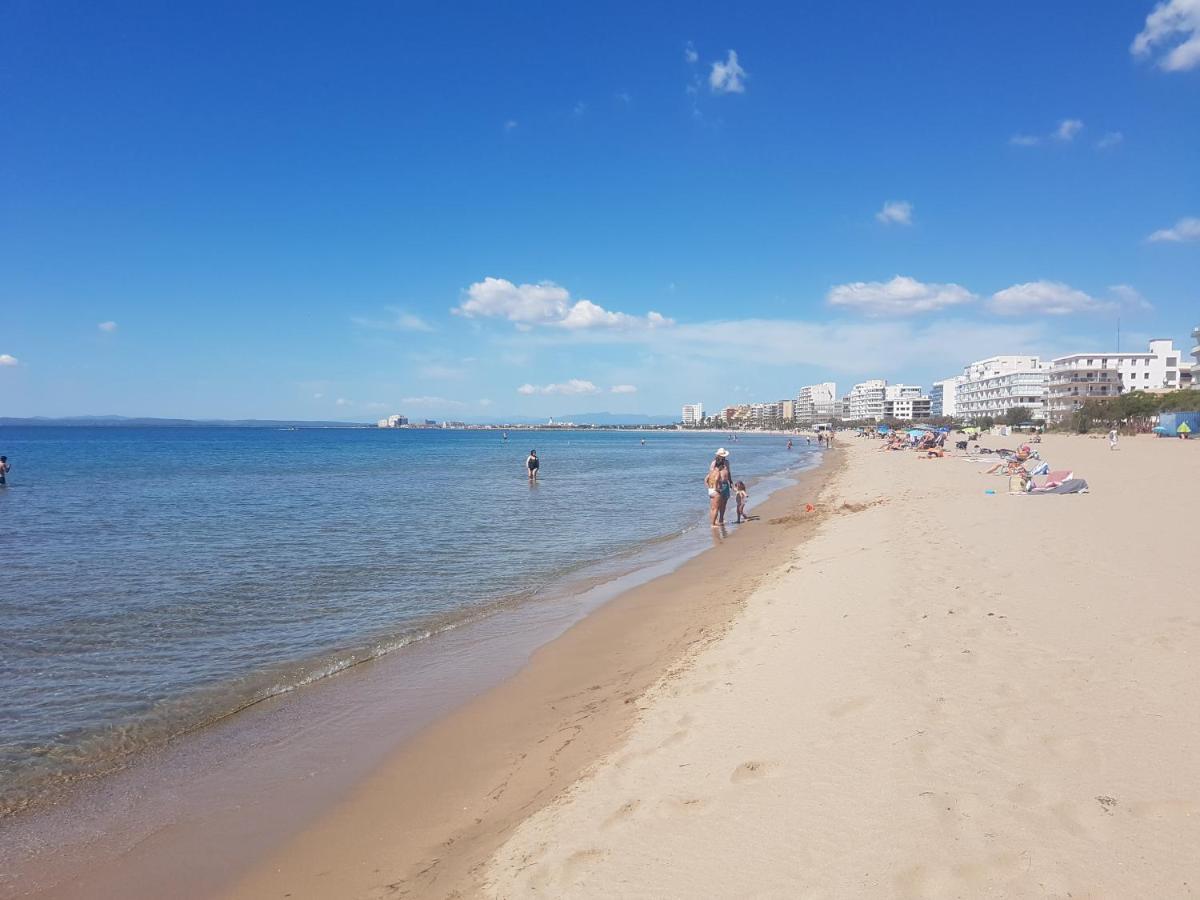 Beautiful Apartment 75M2 With View At The Beach, Pool, Parking 로지즈 외부 사진